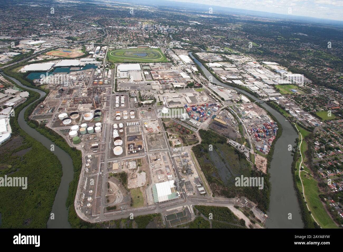 Raffinerieantenne Stockfoto