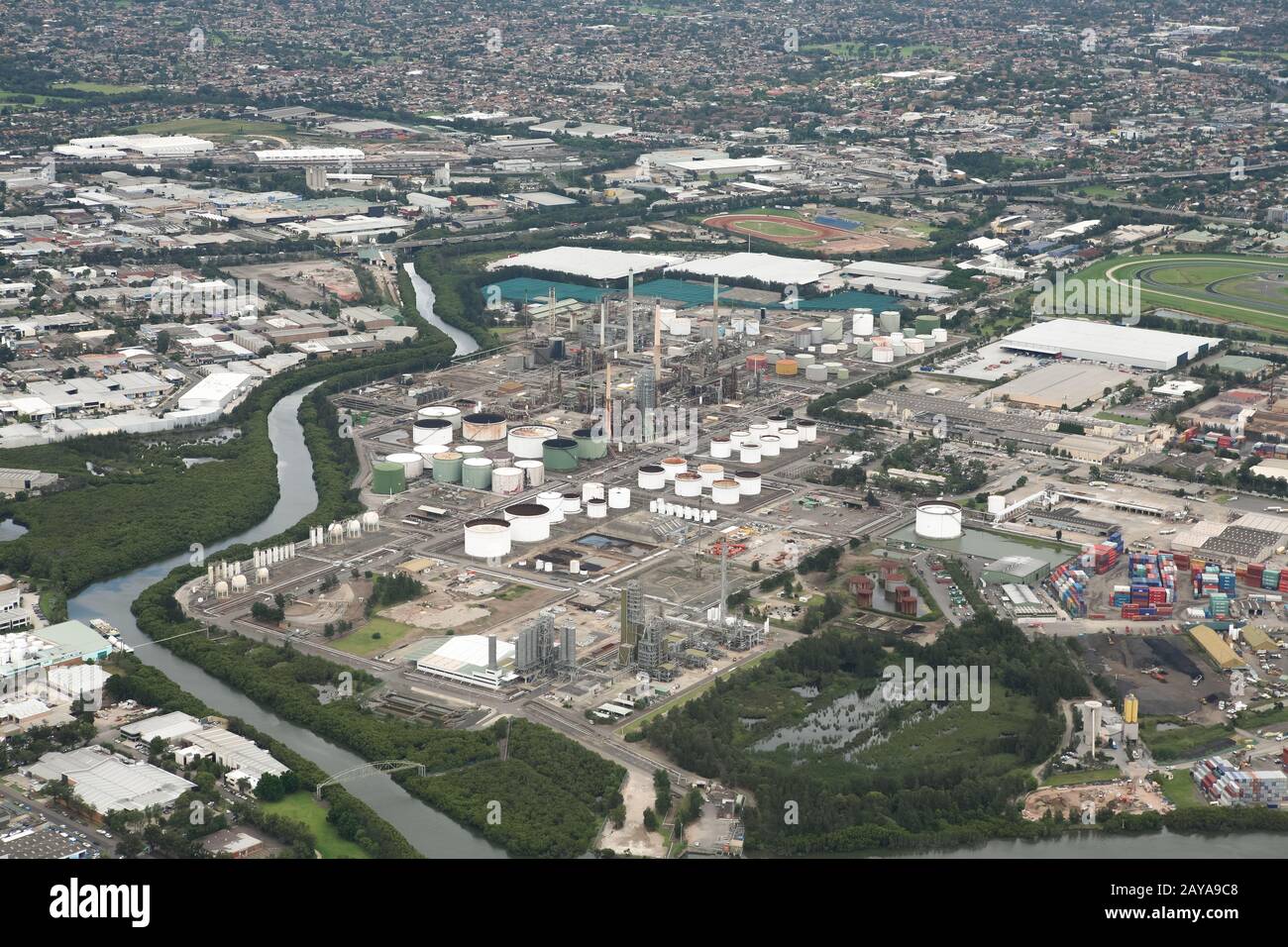 Raffinerieantenne Stockfoto