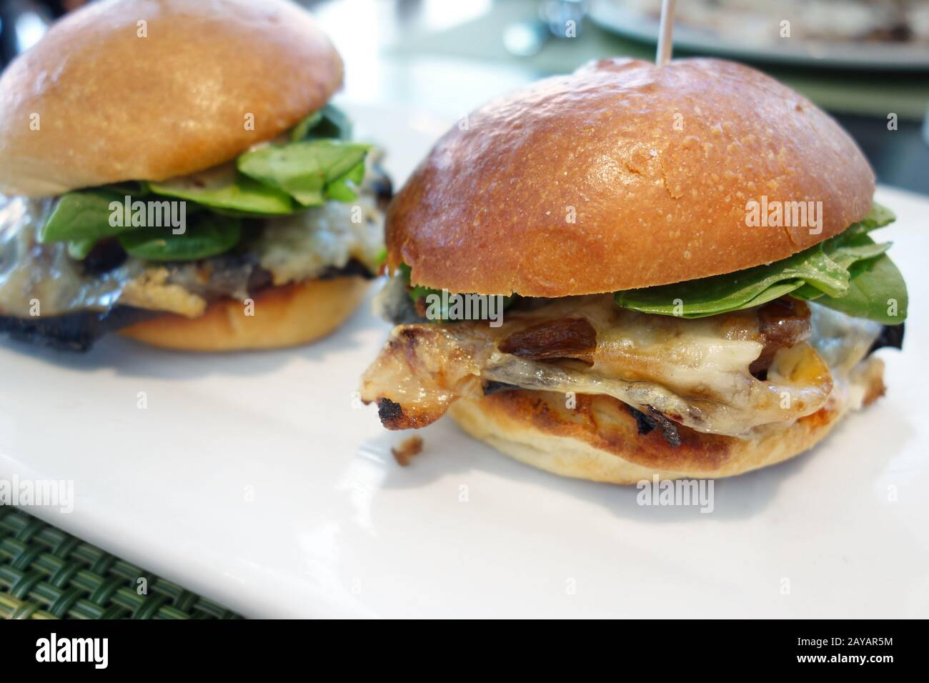 Portobello pilzvegetarische Burger Stockfoto
