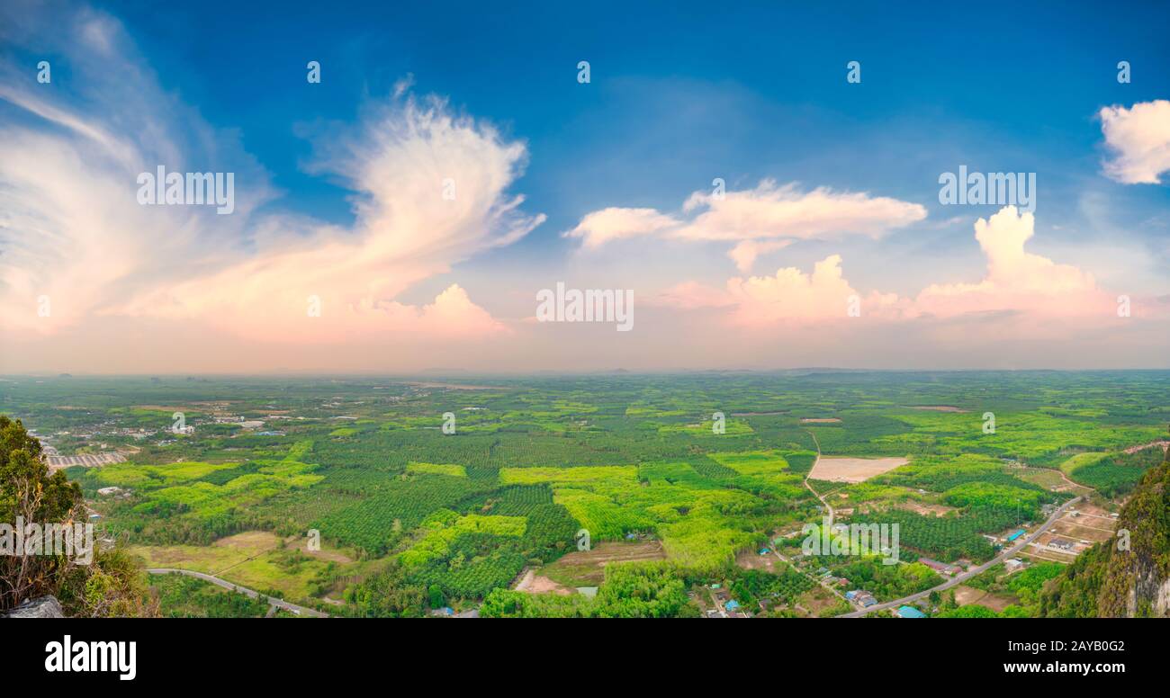 Panorama-Blick auf die Landschaft südostasiens Stockfoto