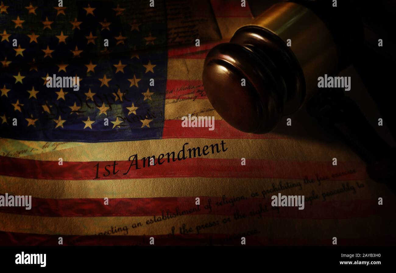 First Amendment Gavel and Flag Stockfoto