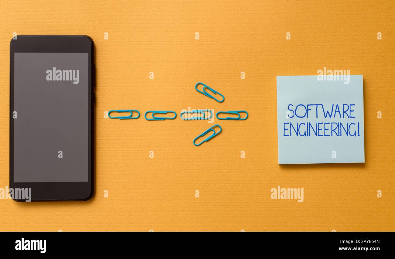 Konzeptionelles Handschreiben mit Software Engineering. Business Photo Text Program Development in systematischem quantifizierbarem Ansatz Stockfoto