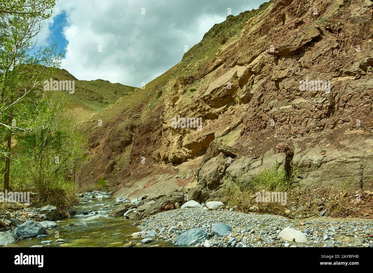 Rote Berge im Kyzyl-Chin-Tal Stockfoto