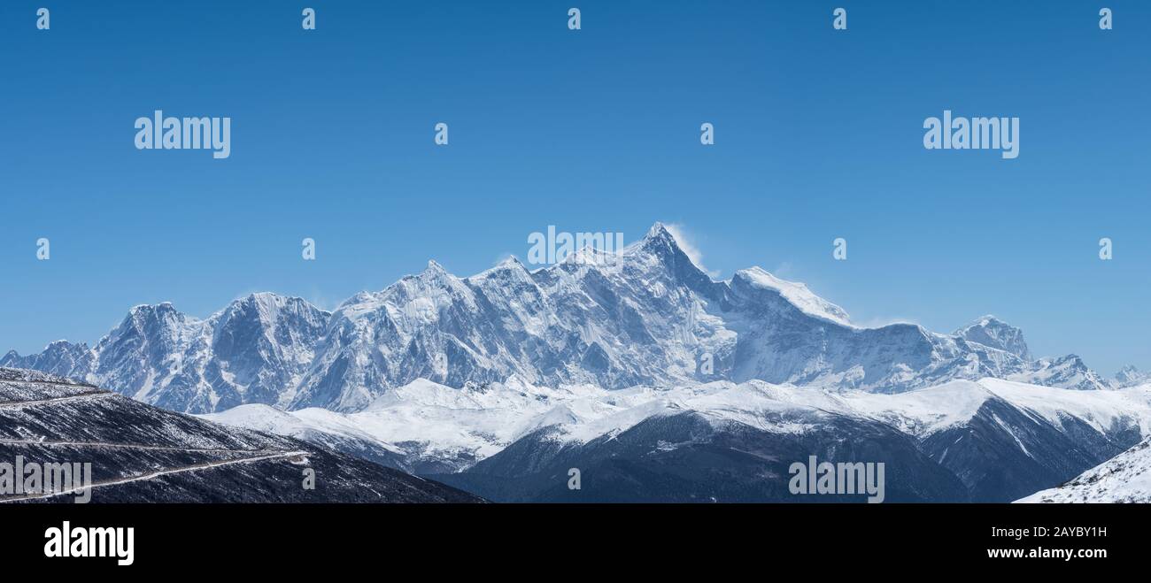Berggipfel Hintergrund Stockfoto