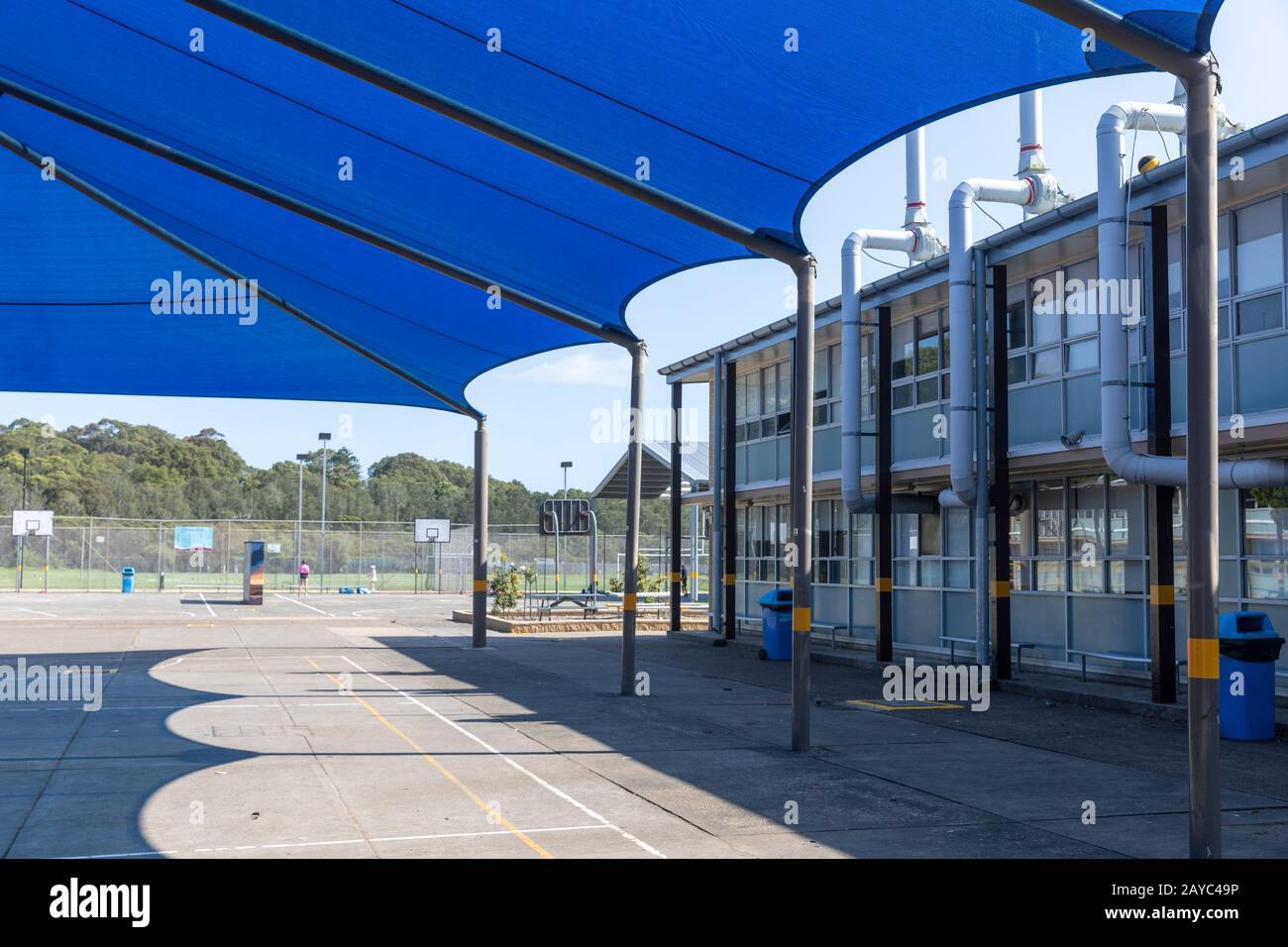 Australischer Schulhof und Sportplatz in Sydney, Australien Stockfoto