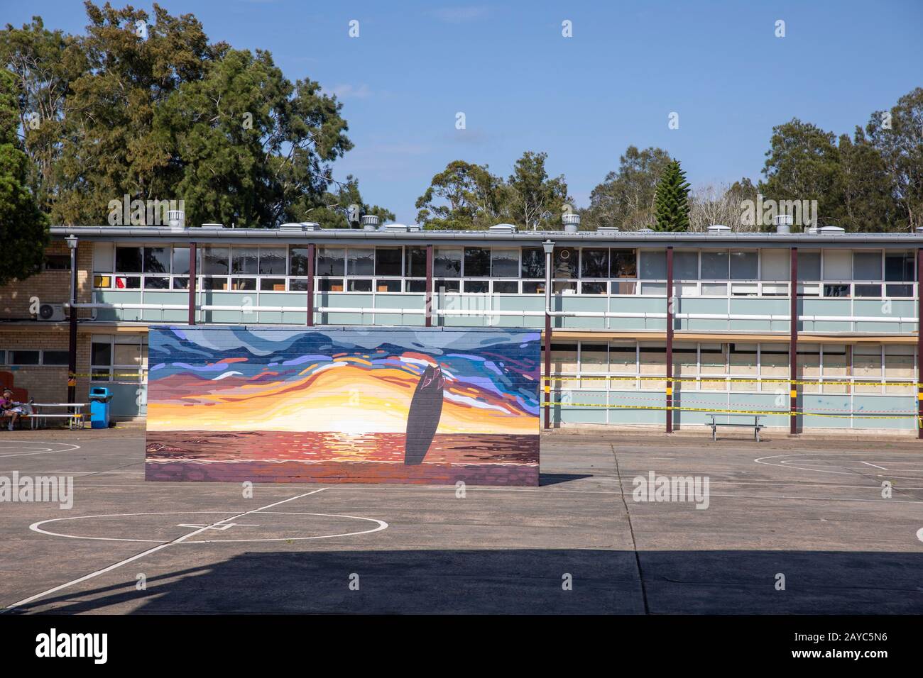 Australian High School Classroom Buildings and Outdoor Sports Area, Sydney, Australien Stockfoto