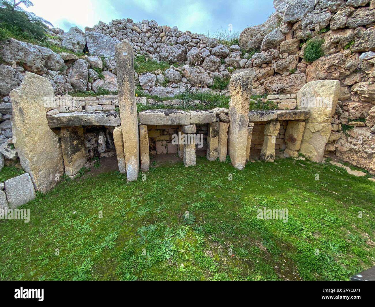 Innenansicht der Ggantija Tempel - eine archäologische Stätte in Gozo, Maltas kleinerer Insel Stockfoto