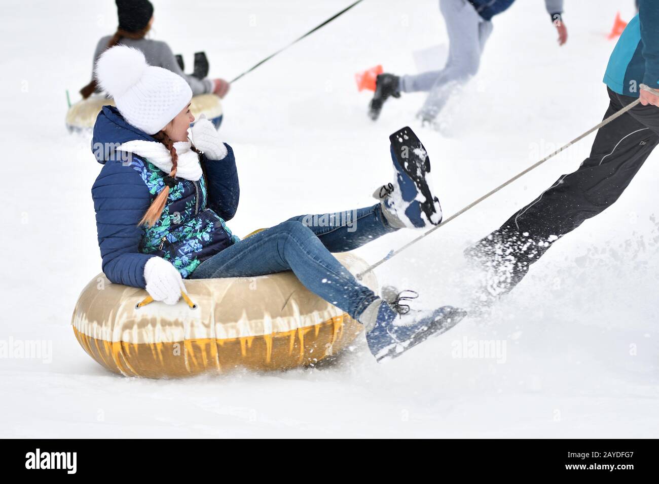Orenburg, Russland-Januar 26, 2017 Jahr: Studenten spielen bei den Winterspielen Tagesschüler gewidmet Stockfoto