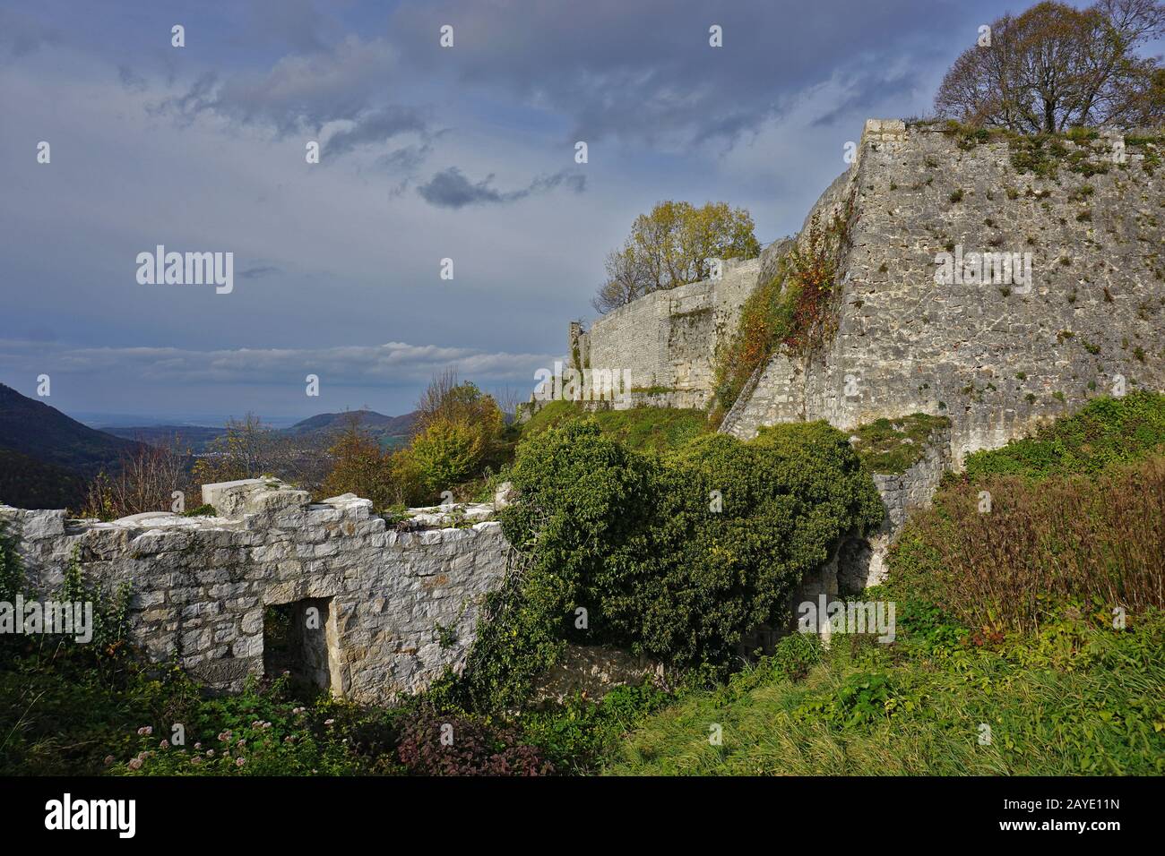 Ruine Hohenurach bei Bad Urach, Schwäbische Alb Stockfoto