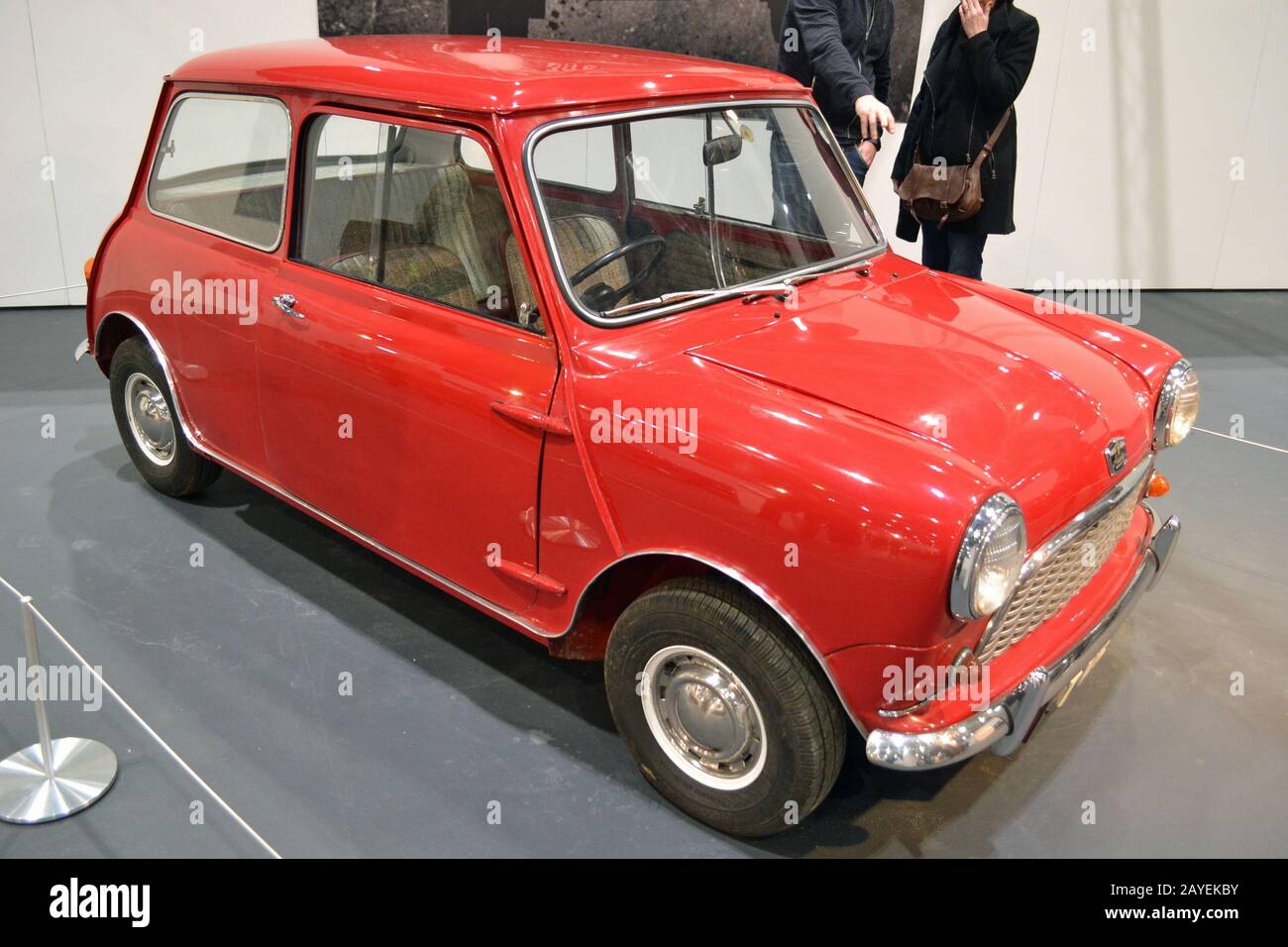 1959 Austin Mini Seven in James May's Cars, die Die Weltausstellung veränderten, auf der London Classic Car Show, England, Großbritannien Stockfoto