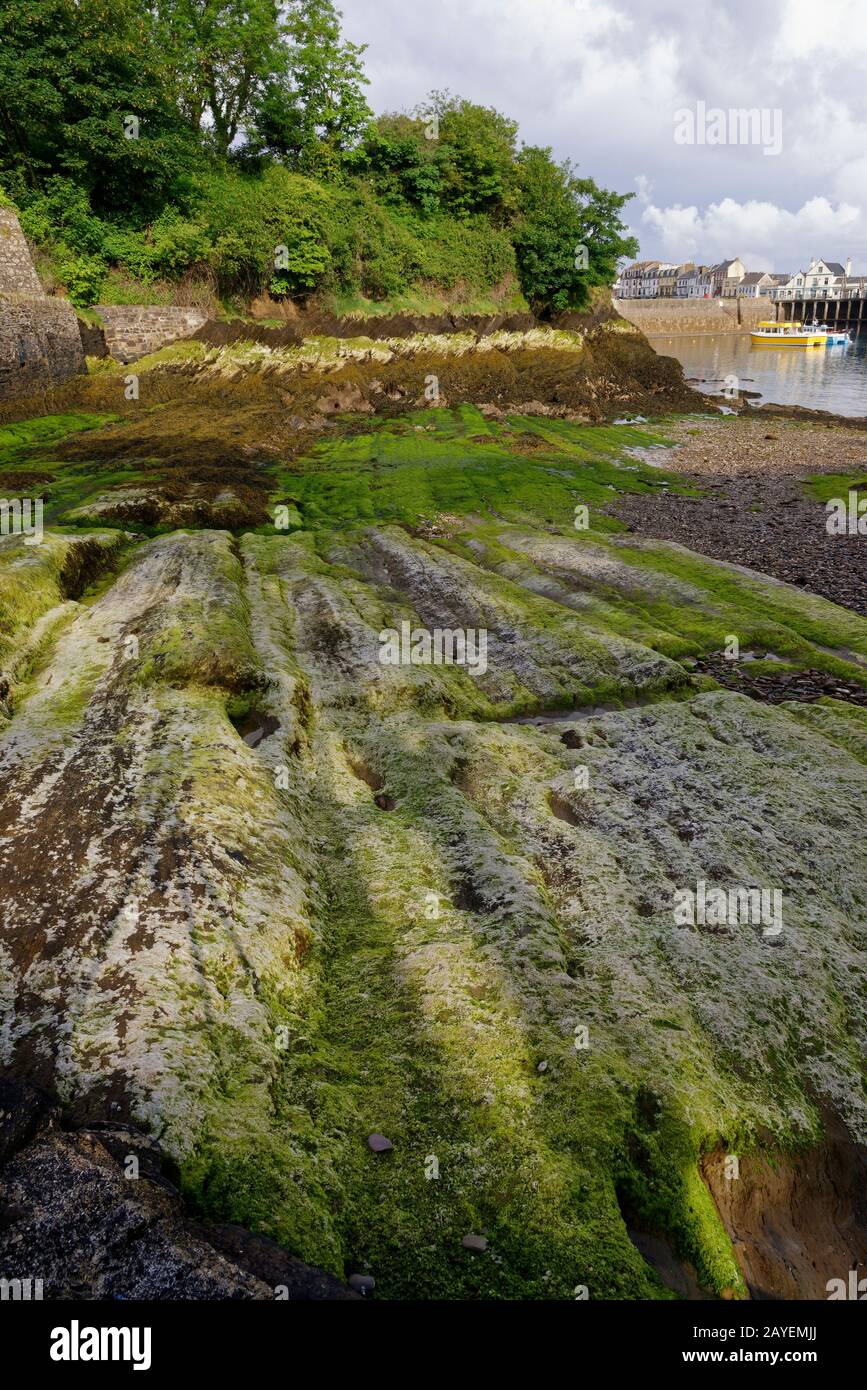 Larkstone Beach & Ilfracombe Harbour, Devon, Großbritannien Stockfoto