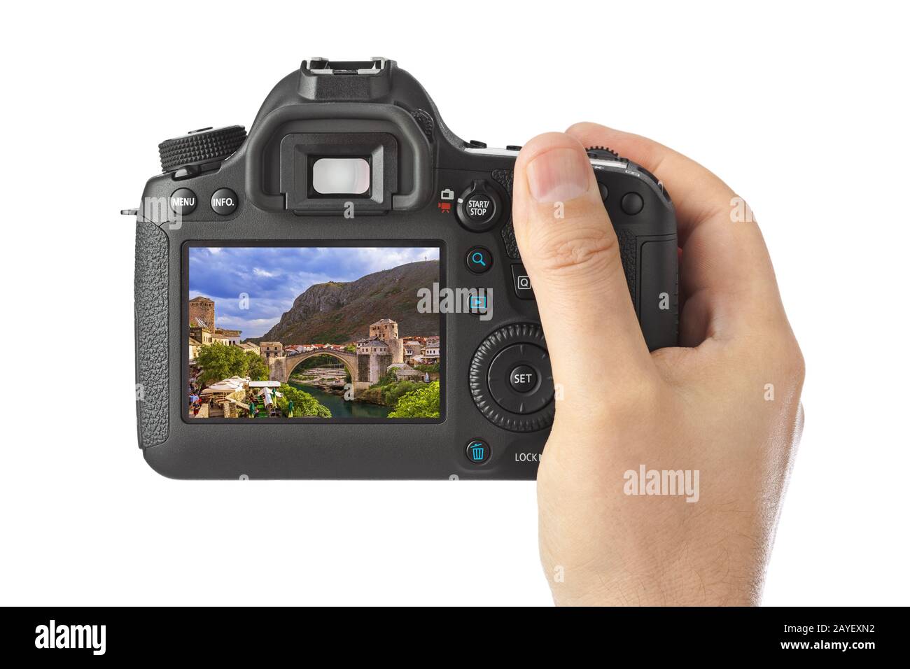 Hand mit Kamera und Mostar - Bild von Bosnien und Herzegowina (mein Foto) Stockfoto