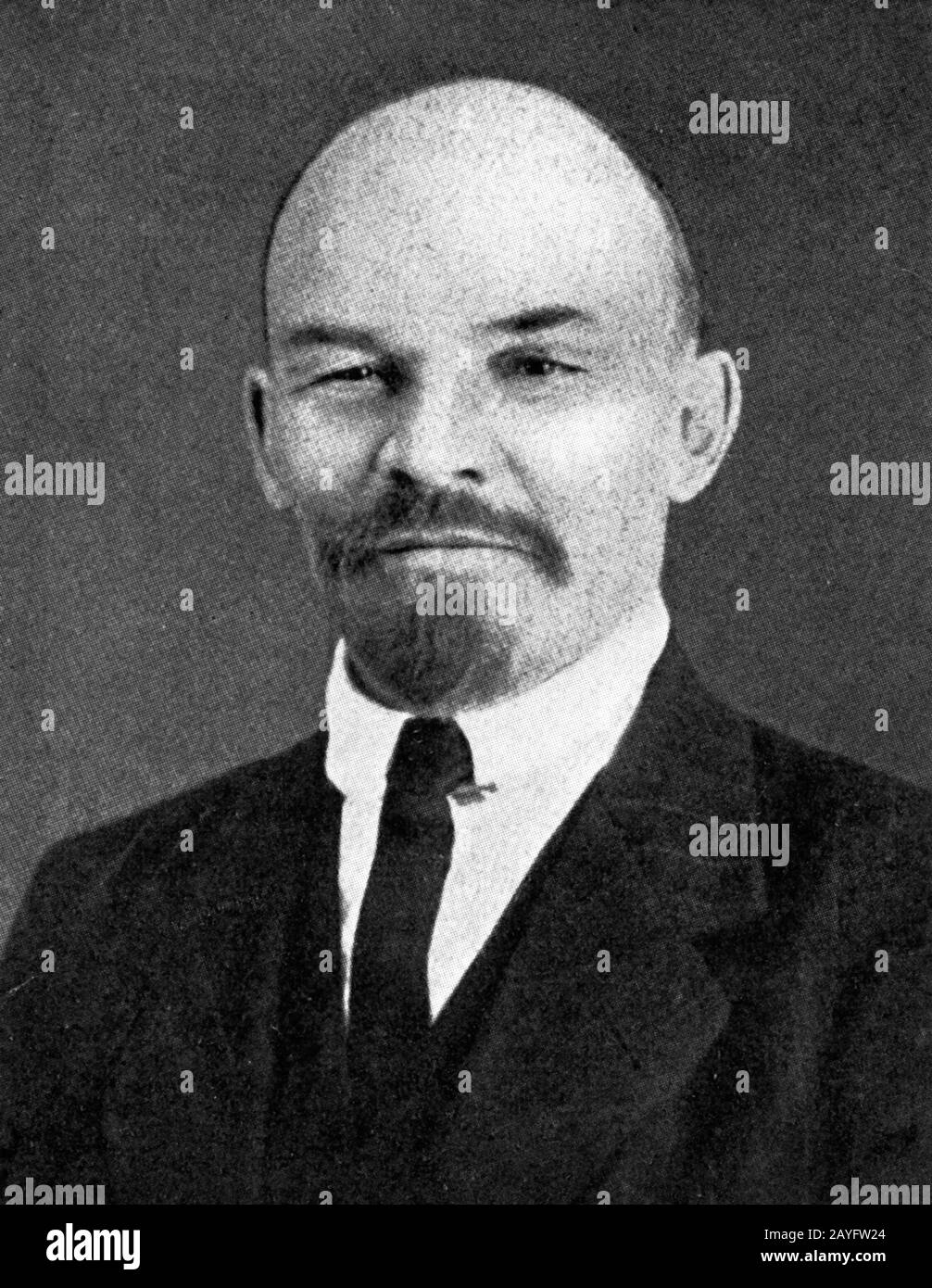 Wladimir Iljich Uljanow oder Lenin ein kommunistischer Revolutionär, der von 1917 bis 1924 Regierungschef von Sowjetrussland und von 1922 bis 1924 der Sowjetunion war. Aus einer Zeitschrift um 1917 Stockfoto