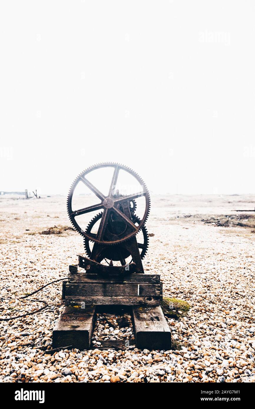 Alte rostige Maschinen am Dungeness Strand Stockfoto