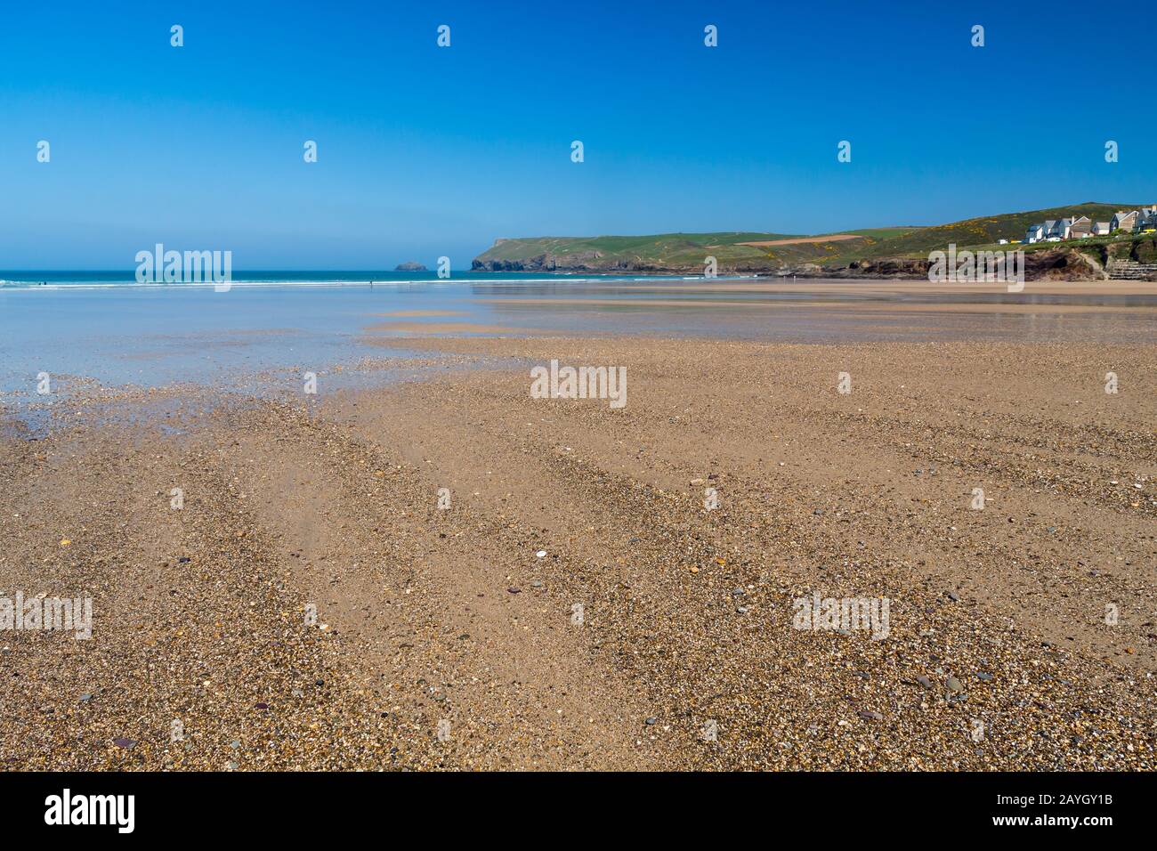 Schöner sonniger Tag am Polzeath Beach Cornwall England UK Stockfoto