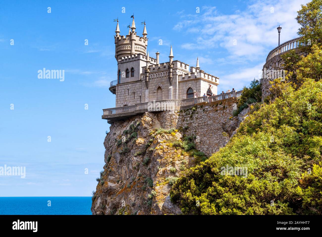 Schwalbe's Nest Burg auf dem Felsen über dem Schwarzen Meer auf der Krim, Russland. Diese Burg ist ein Symbol der Krim. Stockfoto