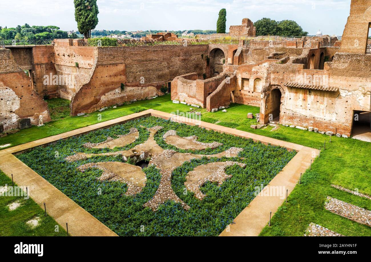 Ruinen des alten römischen Hauses des Augustus auf dem Palatin in Rom, Italien Stockfoto