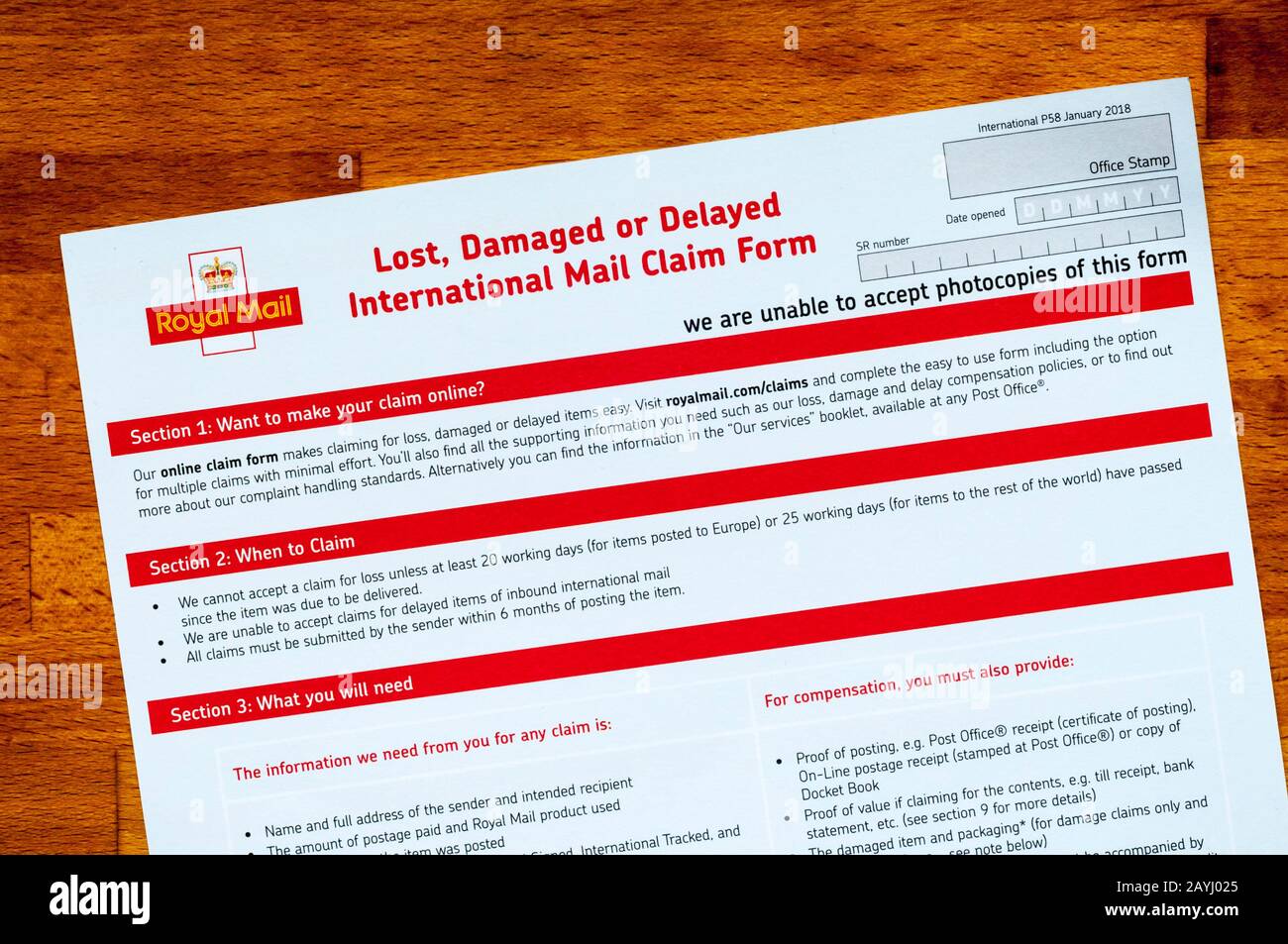 Ein Antragsformular für Royal Mail Mit Verlust, Beschädigung oder Verspätung von International Mail. Stockfoto