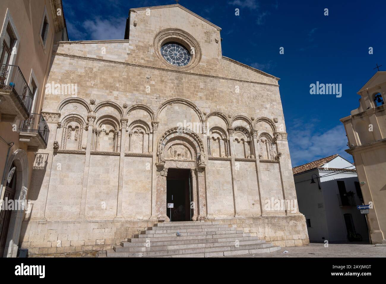 Termoli, Campobasso, Molise, Italien, Außenansicht des mittelalterlichen Doms oder des Doms Stockfoto