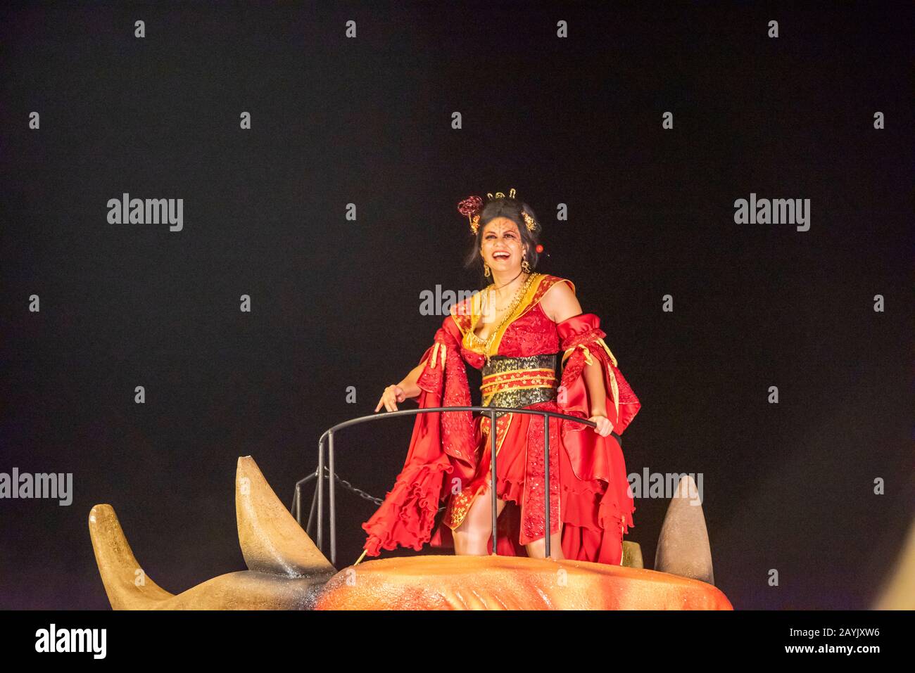 Sitges Barcelona España 15/02/2020 sitges comienza su carnaval 2020 eligiendo la reina de carnaval Stockfoto