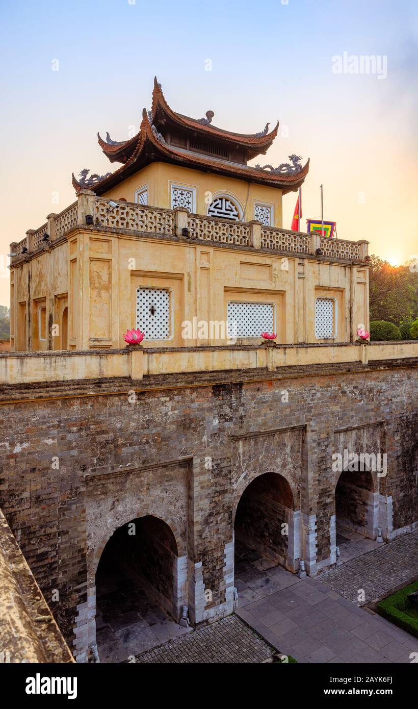 Die Kaiserliche Zitadelle wird auch als Alte Zitadelle von Thang Long in Hanoi bezeichnet Stockfoto