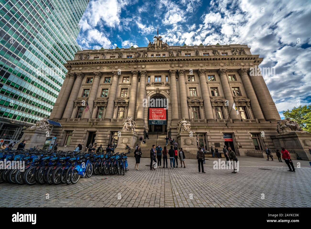 New YORK, USA - 10. OKTOBER: Dies ist das National Museum of the American Indian in Downtown Manhattan am 10. Oktober 2019 in New York Stockfoto