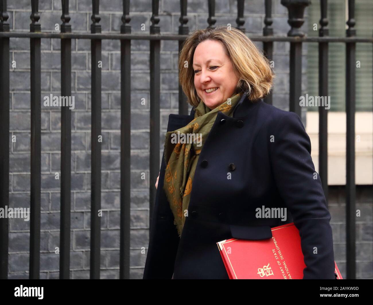 London, Großbritannien. Februar 2020. Neu ernannte Staatssekretärin für internationale Entwicklung Anne-Marie Trevelyan kam nach einer Umwällung zur außerordentlichen Kabinettsversammlung. Stockfoto