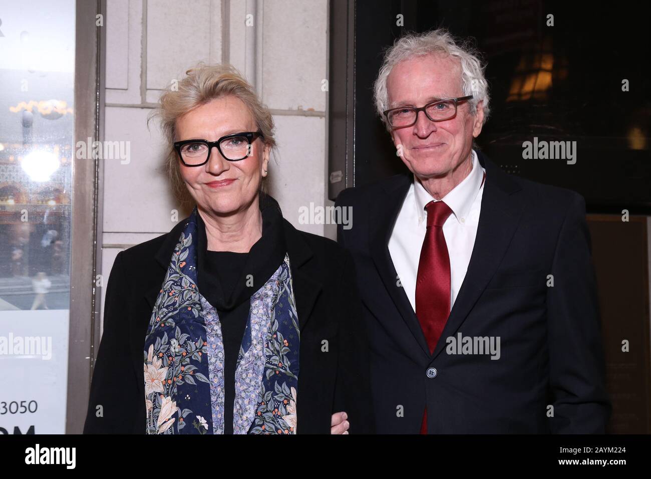 Die Eröffnungsnacht für My Name Ist Lucy Barton im Samuel J. Friedman Theatre - Arrivals. Mit: Elizabeth Strout, James Tierney Where: New York, New York, Vereinigte Staaten When: 16 Jan 2020 Credit: Joseph Marzullo/WENN.com Stockfoto