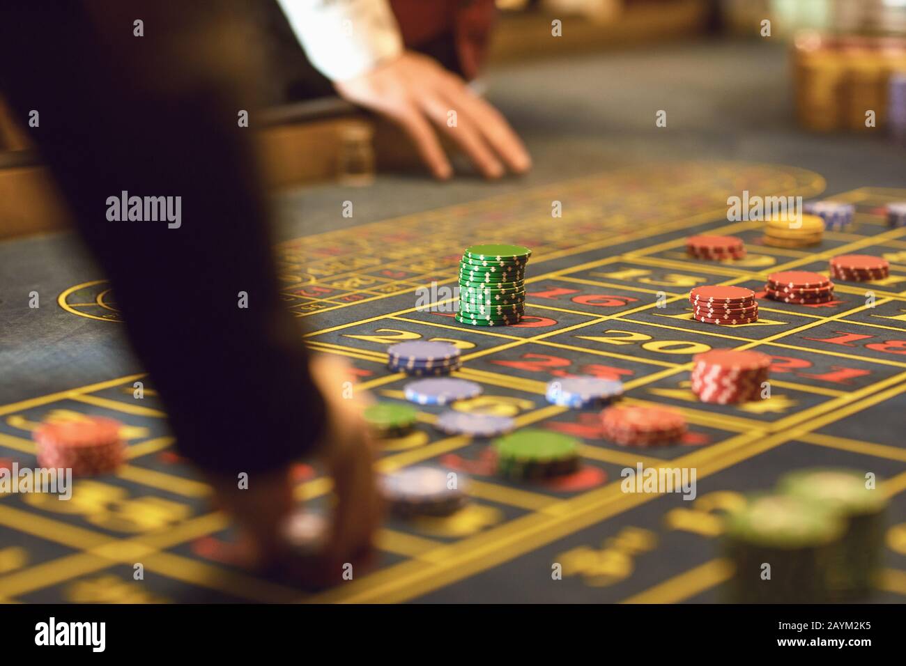 Roulette Chips in einem Casino. Die Spieler Wetten in einem Casino. Stockfoto