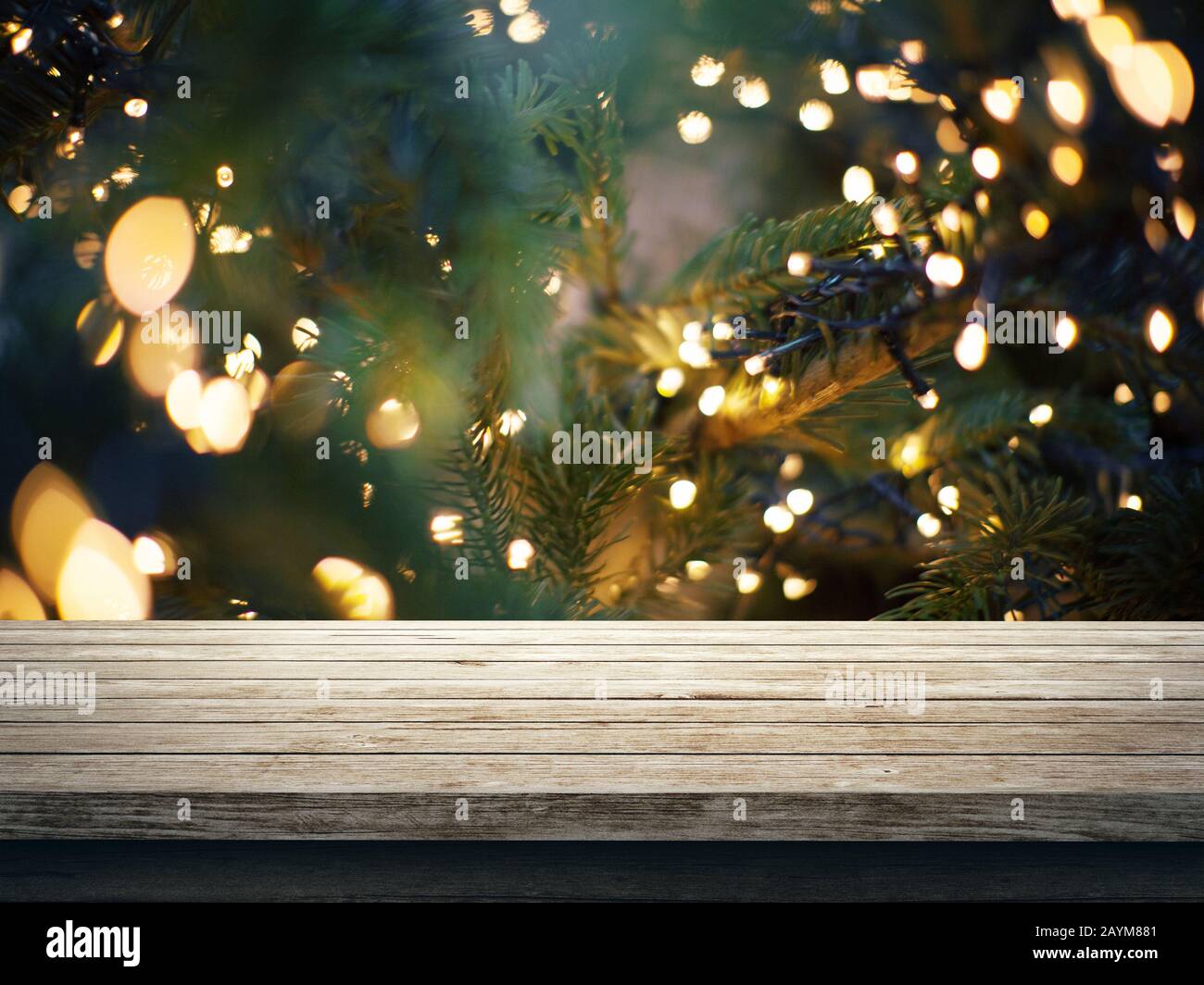 Holztisch auf verschwommenem Hintergrund, 3D-Rendering Stockfoto