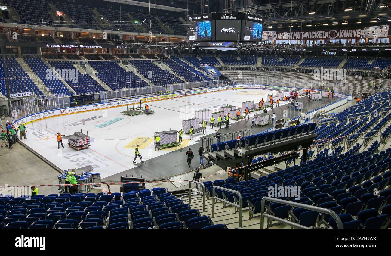 Dammplatten Stockfotos Und Bilder Kaufen Alamy