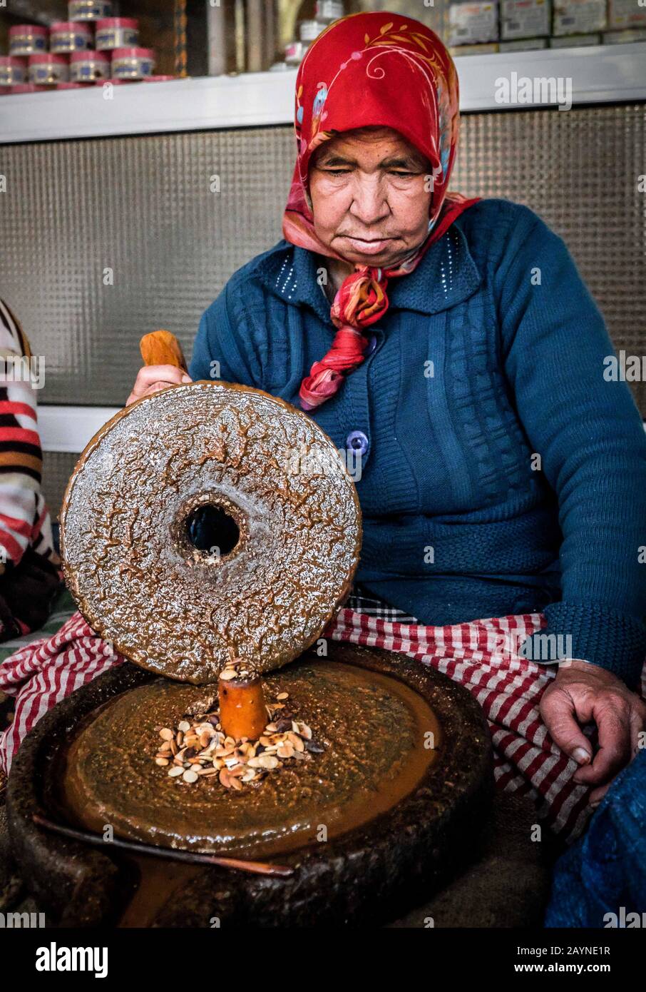 Marokkanisches Porträt mittleren Alters Stockfoto