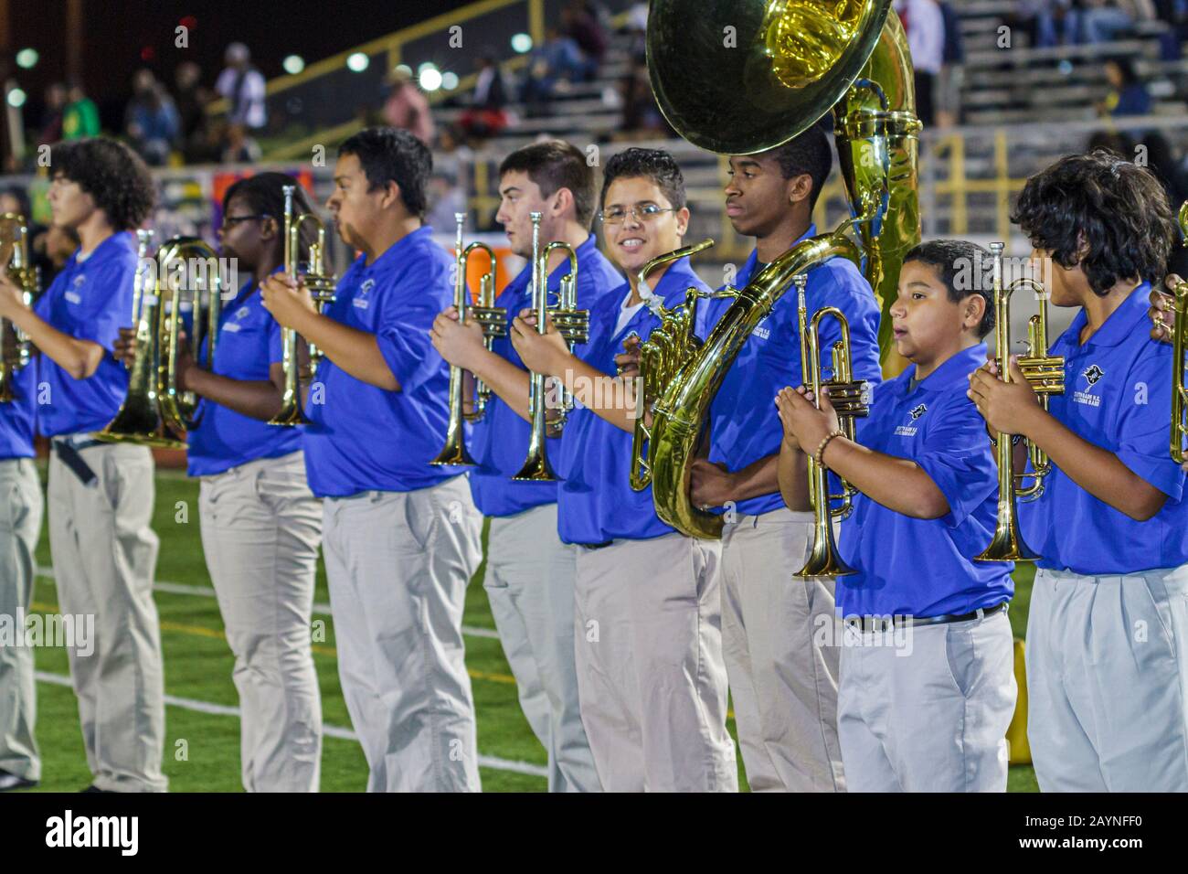 Miami Florida, Liberty City, Miami Dade College North Campus, Traz Powell Stadium, High School Football Playoffs, Central vs. South Dade, Halbzeitperforman Stockfoto