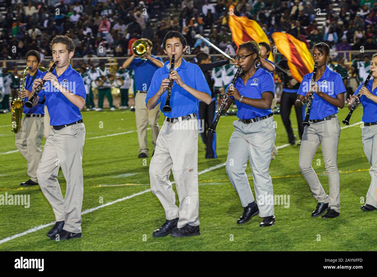 Miami Florida, Liberty City, Miami Dade College North Campus, Traz Powell Stadium, High School Football Playoffs, Central vs. South Dade, Halbzeitperforman Stockfoto