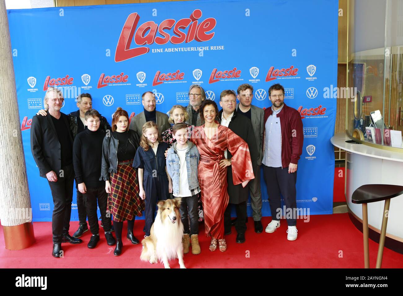 16.02.2020, Berlin, Deutschland, Sebastian Bezzel, Matthias Habich, Justus von Dohnányi, Anna Maria Mühe, Johann von Bülow, Milton Welsh, Jana Pallaske, Hanno Olderdissen, Bella Bading, Nico Marischka nehmen an der Weltpremiere "Lassie - Eine verabscheuungsreiche Reise" (Lassie Come Home) im Zoo Palast am 16. Februar 2020 in Berlin, Deutschland, in Berlin, in Berlin, in Berlin, in Berlin, in Berlin, in Berlin, in Berlin, in Berlin, in Lassie ist ein Film von Hanno Olderdissen. Stockfoto