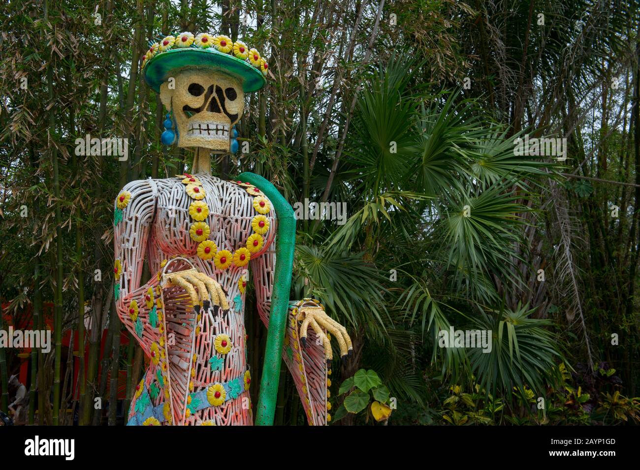 Ein Tag der Toten (mexikanischer Urlaub) Statue im Cozumel Chankanaab National Park auf Cozumel Island bei Cancun im Bundesstaat Quintana Roo, Yucatan Pen Stockfoto
