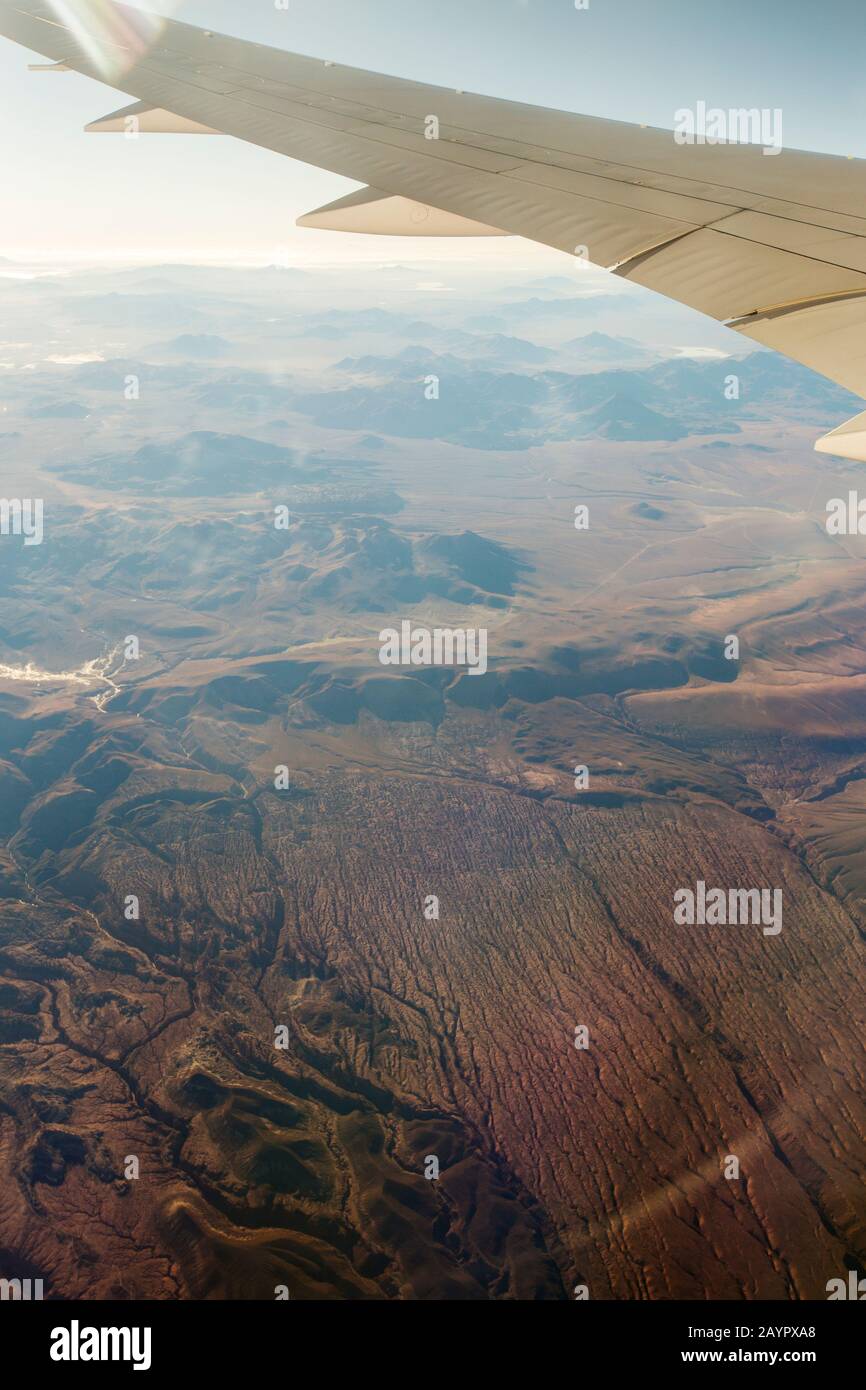 Blick auf erodierte Deset-Landcape in Chile aus der Luft. Stockfoto