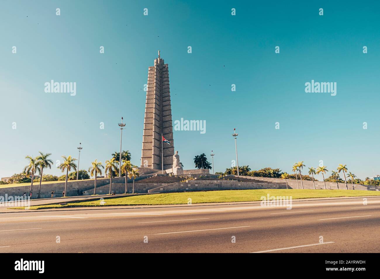 November 2019 In Havanna, Kuba Statt. Revolutionsplatz und das Jose Marti Monument in Havanna, Kuba mit einem schönen Himmel Stockfoto