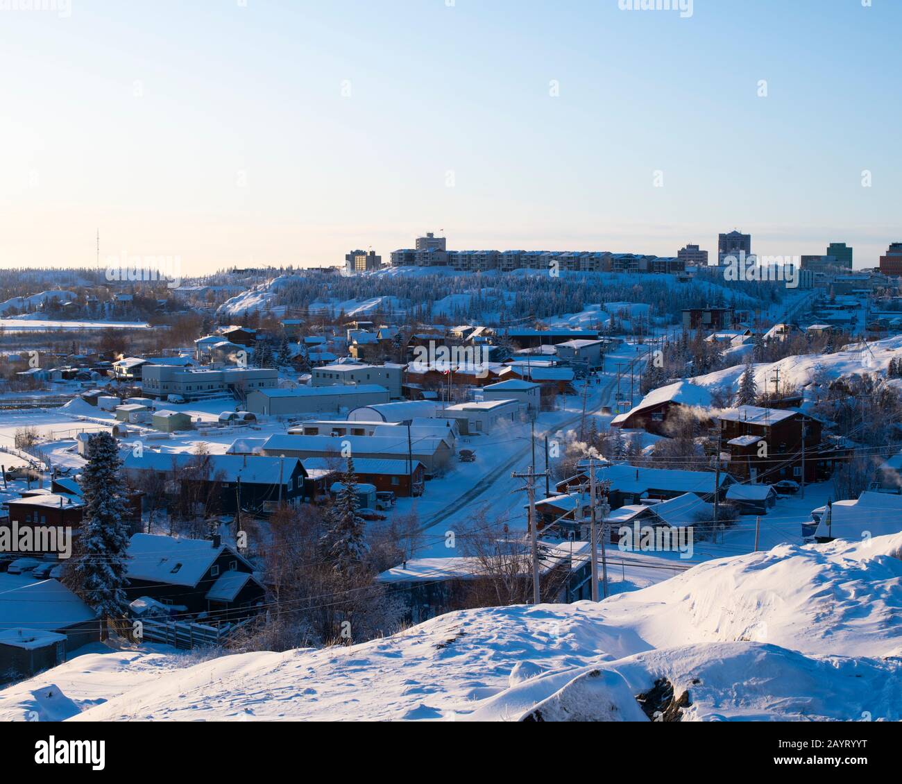 Blick auf die Innenstadt von Yellowknife von The Rock in der Altstadt, Yellowknife, Northwest Territories, Kanada Stockfoto