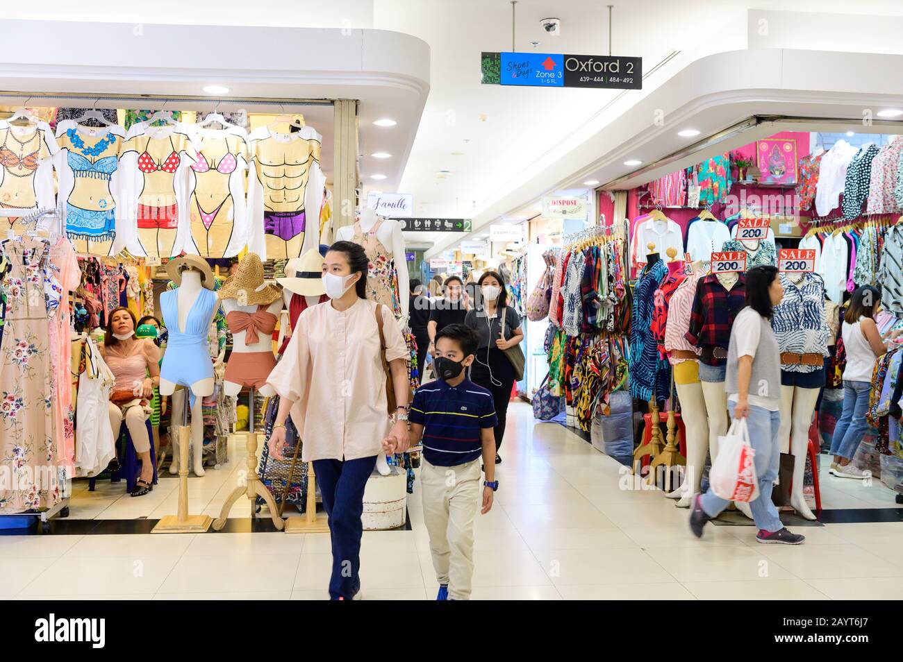 Bangkok, Thailand - 29. Januar 2020: Shopping in der Platinum Fashion Mall in Bangkok Stockfoto