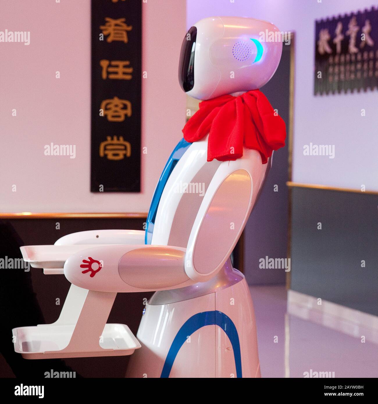 Serviceroboter in einem chinesischen Restaurant, Deutschland Stockfoto