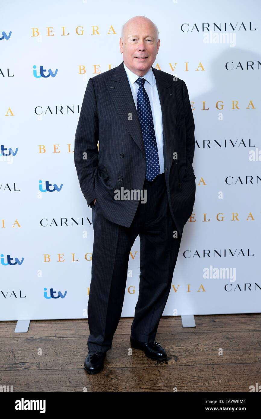 Julian Fellowes, der an der Belgravia Photocall im Soho Hotel in London teilnahm. Stockfoto