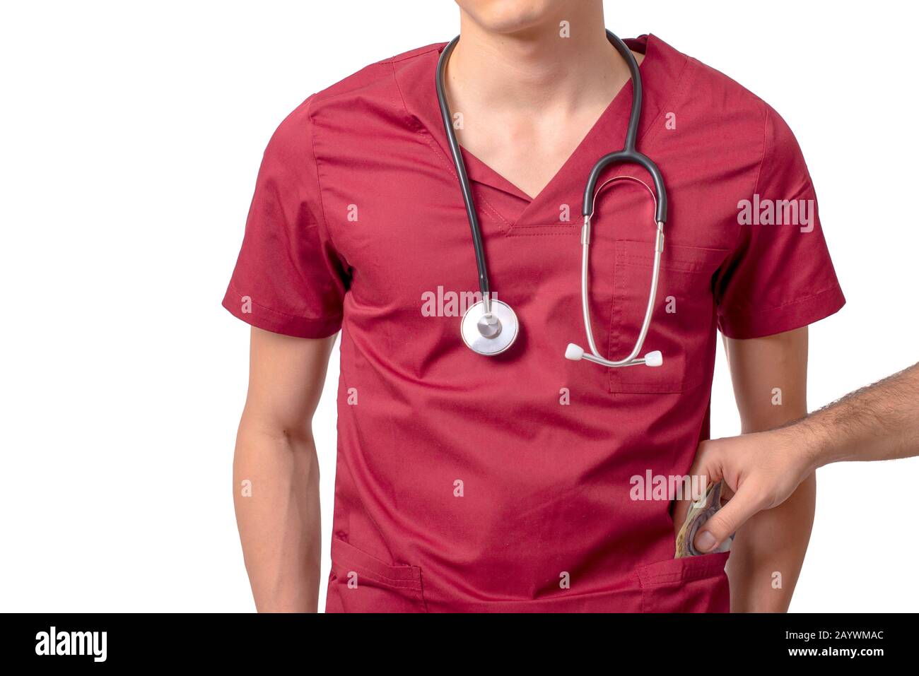 Patienten, die mit rumänischem Geld für medizinische Leistungen zahlen Stockfoto