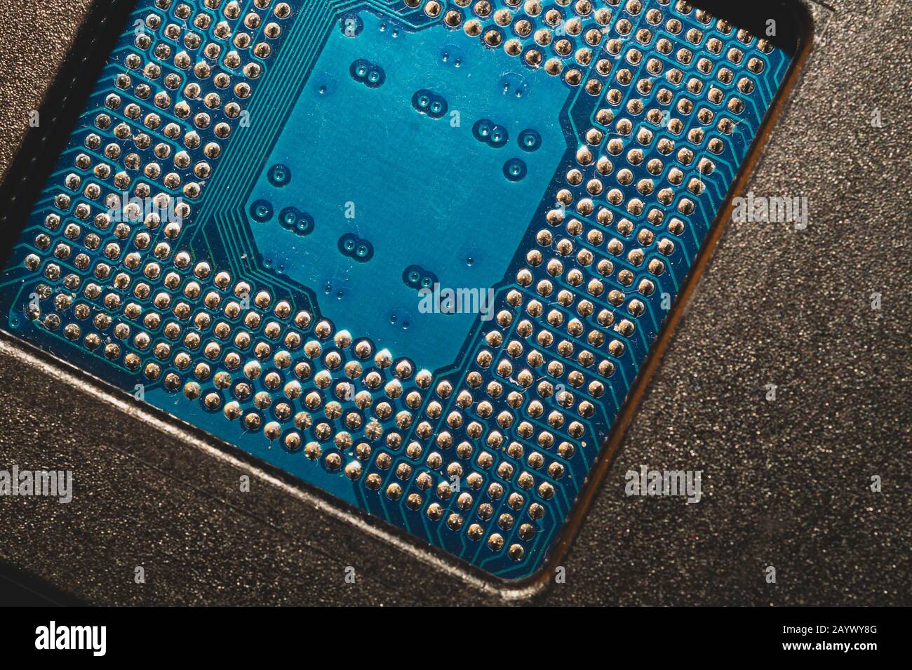 Prozessor PINs Makro. Computer Motherboard Nahaufnahme. CPU Pins auf einer Leiterplatte. Mikro Elemente der zentralen Rechnerprozessoreinheit. Moderne Technologie Stockfoto