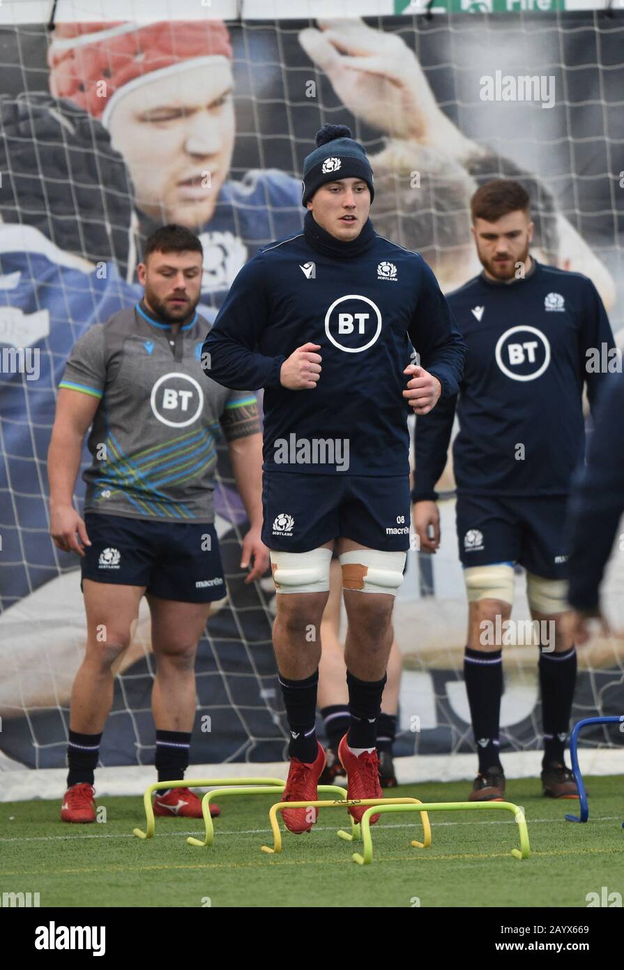 Riccarton, Edinburgh, Schottland, Großbritannien. Feb., 20. Guinness Six Nations Match gegen Italien. Scotland Matt Fagerson (Glasgow Warriors) Credit: Eric mccowat/Alamy Live News Stockfoto