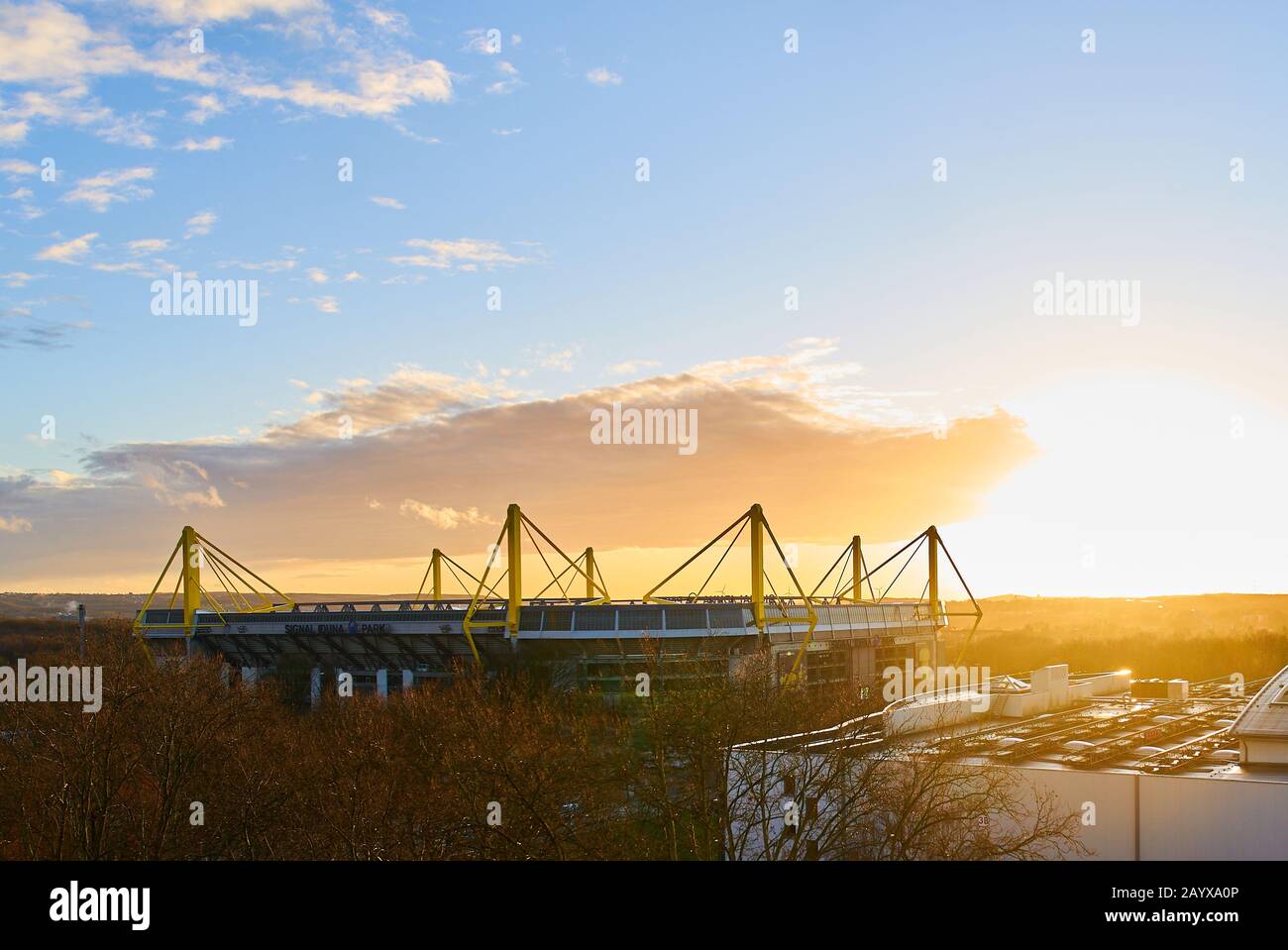 Dortmund, Deutschland. Februar 2020. CL Football Dortmund - Paris, Dortmund, 17. Februar 2020. Signal Iduna Parkstadion BVB BORUSSIA DORTMUND - PARIS SG Fußball UEFA Champions League, Best of Eight in Dortmund, 17. Februar 2020. Kredit: Peter Schatz / Alamy Live News Stockfoto