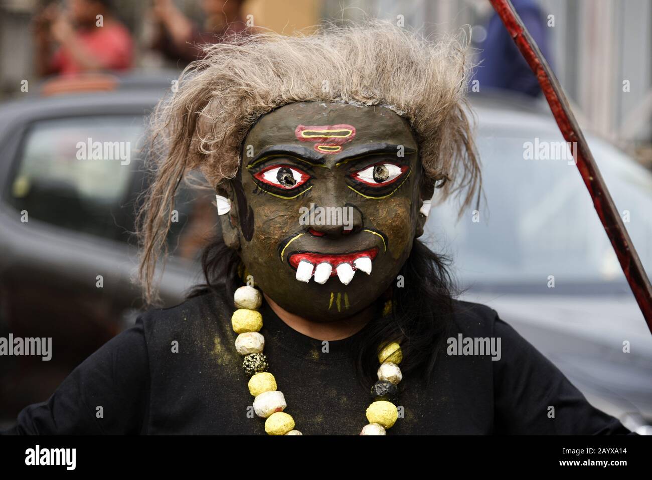 Guwahati, Assam, Indien. Februar 2020. Studenten der Cotton University nehmen im Rahmen Der Hochschulwoche 2020 an einem Kulturzug Teil. Credit: David Talukdar/ZUMA Wire/Alamy Live News Stockfoto