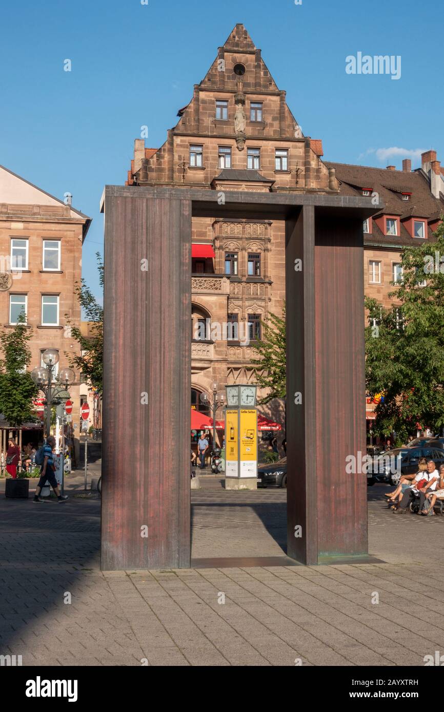 Central Memorial for the Flight and Vertreibung 1945 (Central Memorial for the Flight and Rultion of 1945), von Joachim Bandau, Nürnberg, Deutschland. Stockfoto