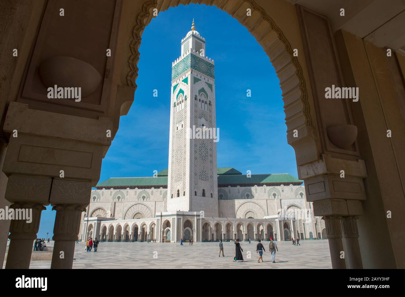 Die Hassan-II-Moschee oder Grande Mosquee Hassan II. In Casablanca ist die größte Moschee in Marokko und Afrika. Sein Minarett ist mit 210 das höchste der Welt Stockfoto