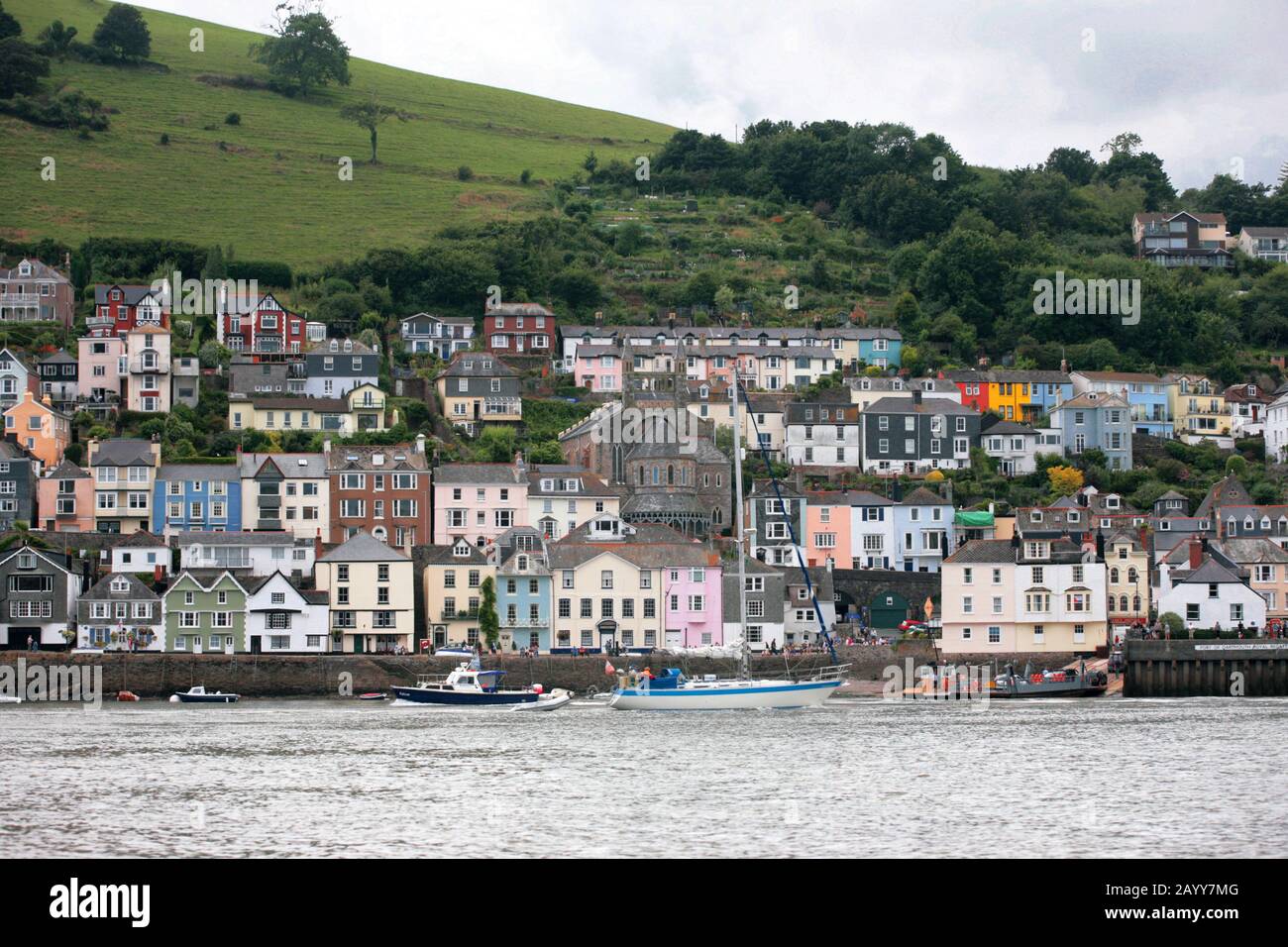 Dartmouth vom Kingswear-Ufer Stockfoto